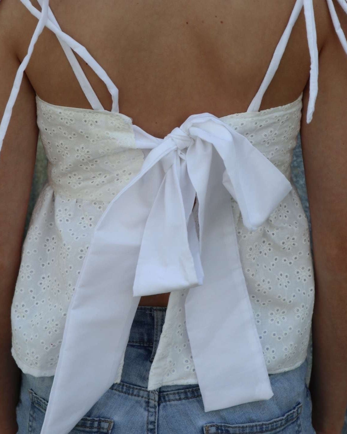 The Izzy Top - Broderie