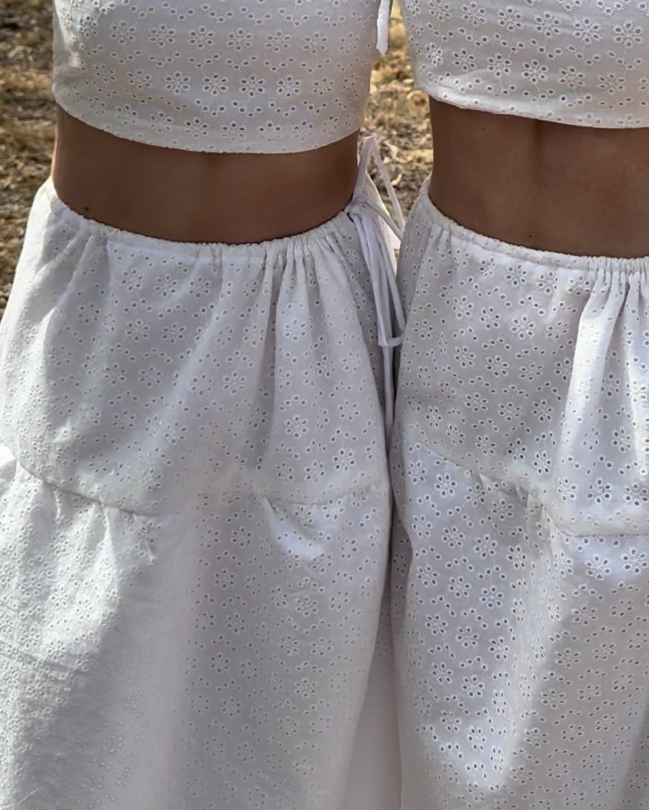 The Ava Set - Broderie