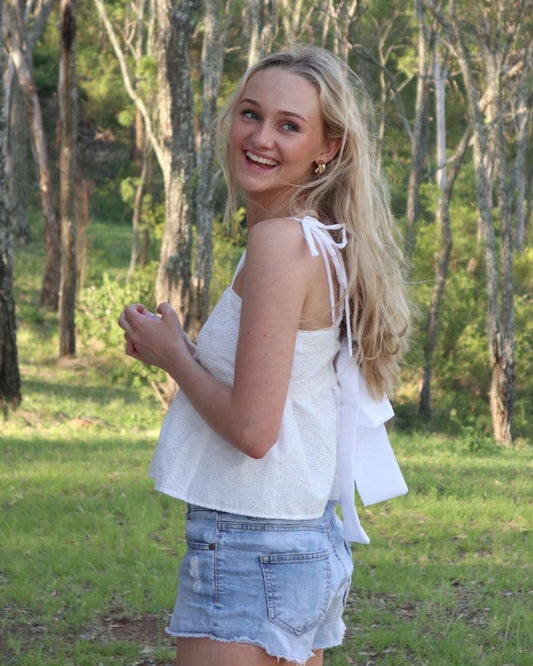 The Izzy Top - Broderie