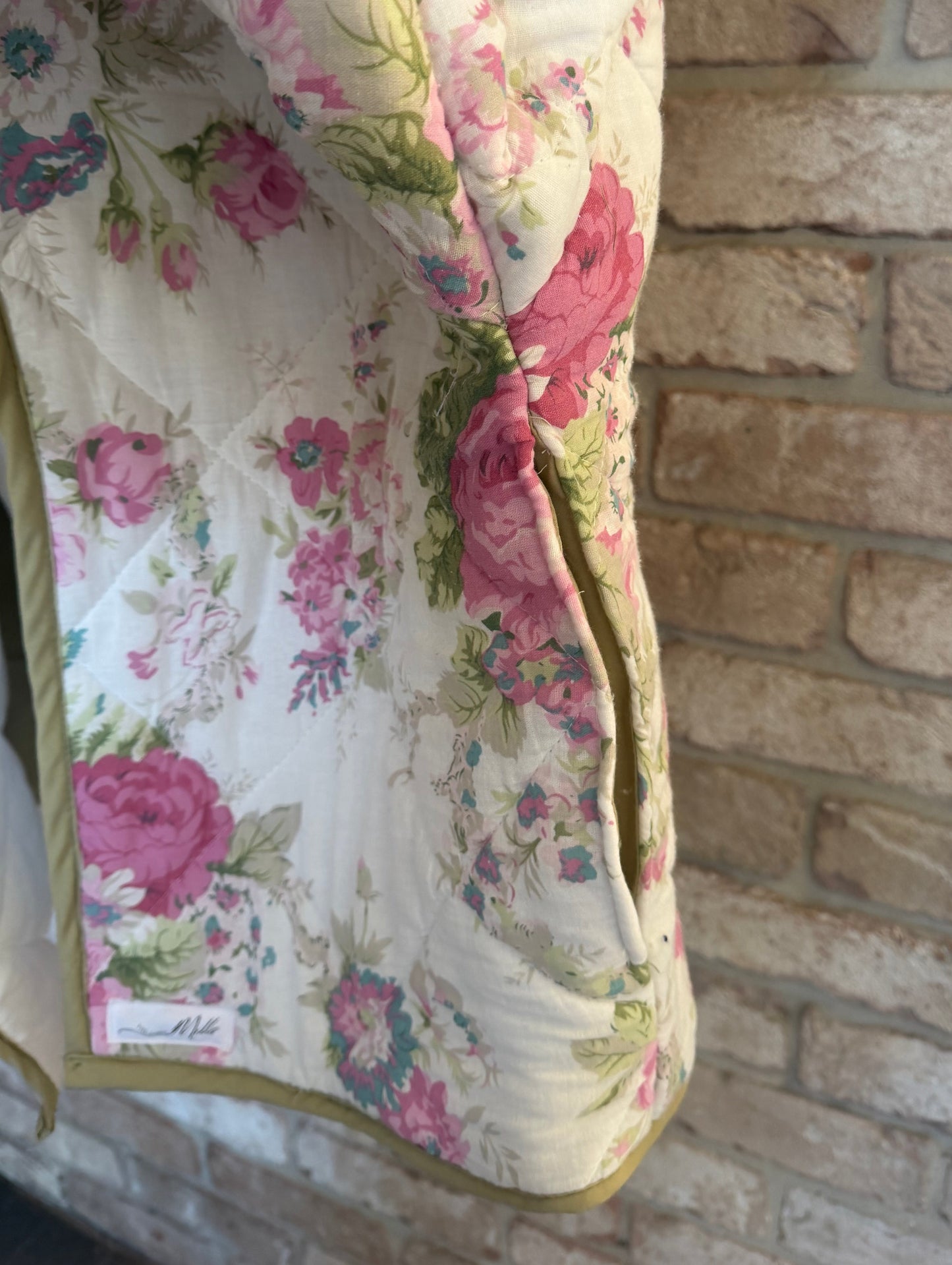 Christine Quilted Jacket - White Floral