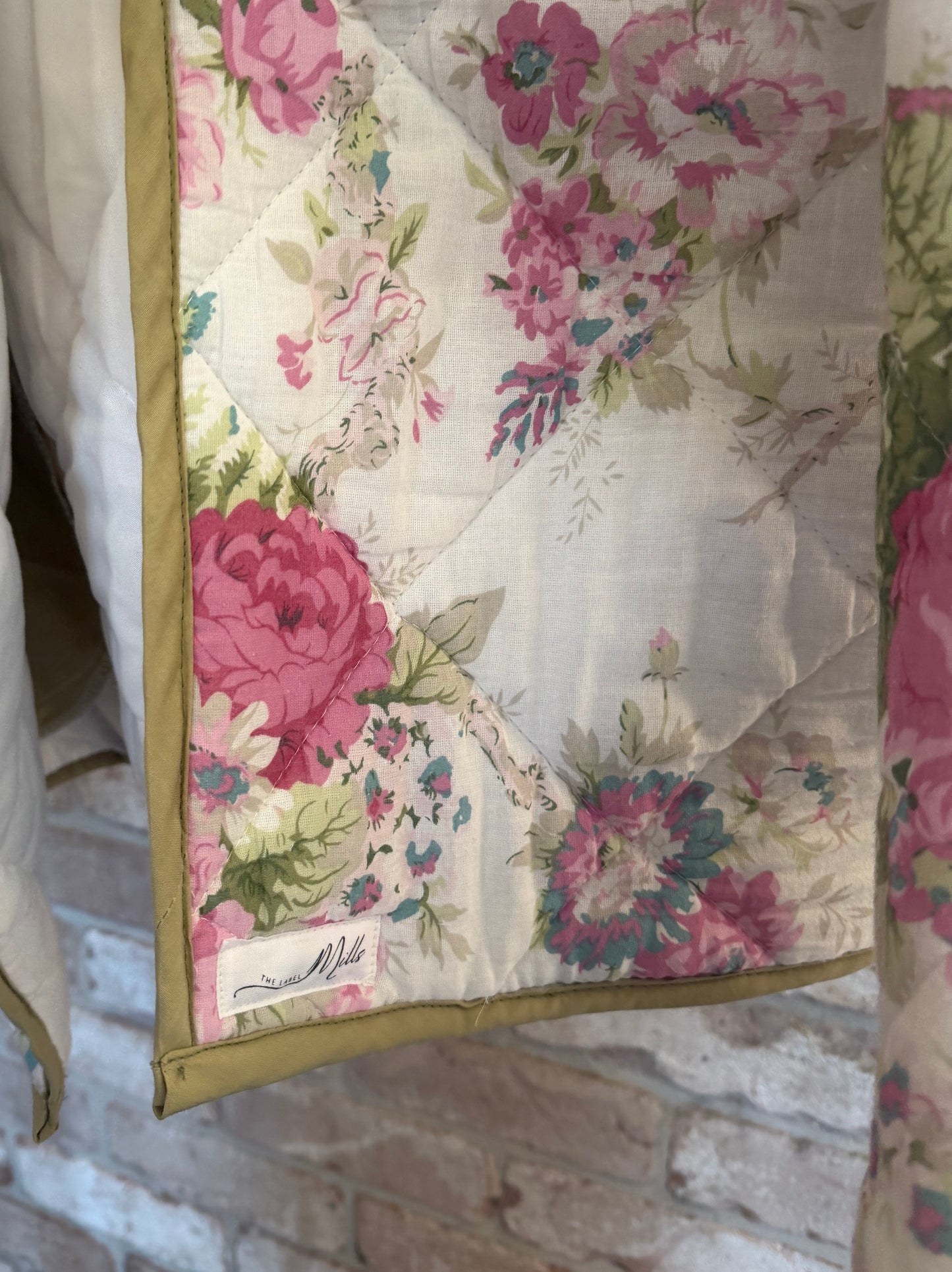 Christine Quilted Jacket - White Floral